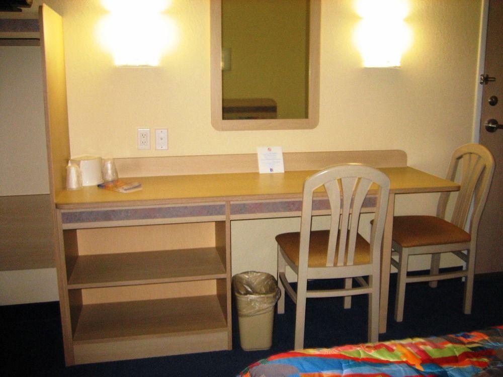Motel 6-Huntsville, On المظهر الخارجي الصورة